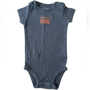 5/$15 Baby Boy Carter's 6 Month Grey & Orange Onesie- "Mommy's Hunk"